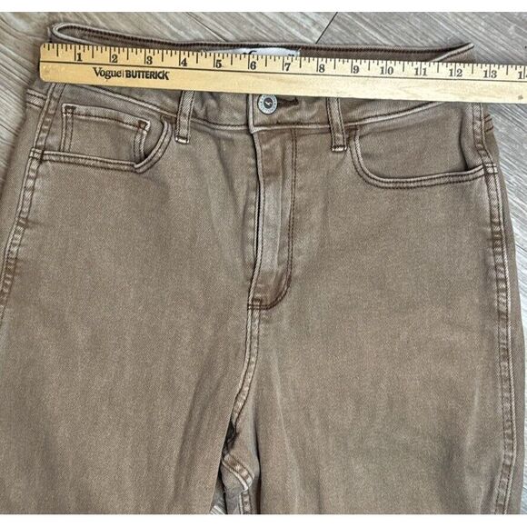 Hollister Women's Curvy High Rise Mom Jeans Size 5L Brown Denim Long 27x29 - Picture 2 of 9